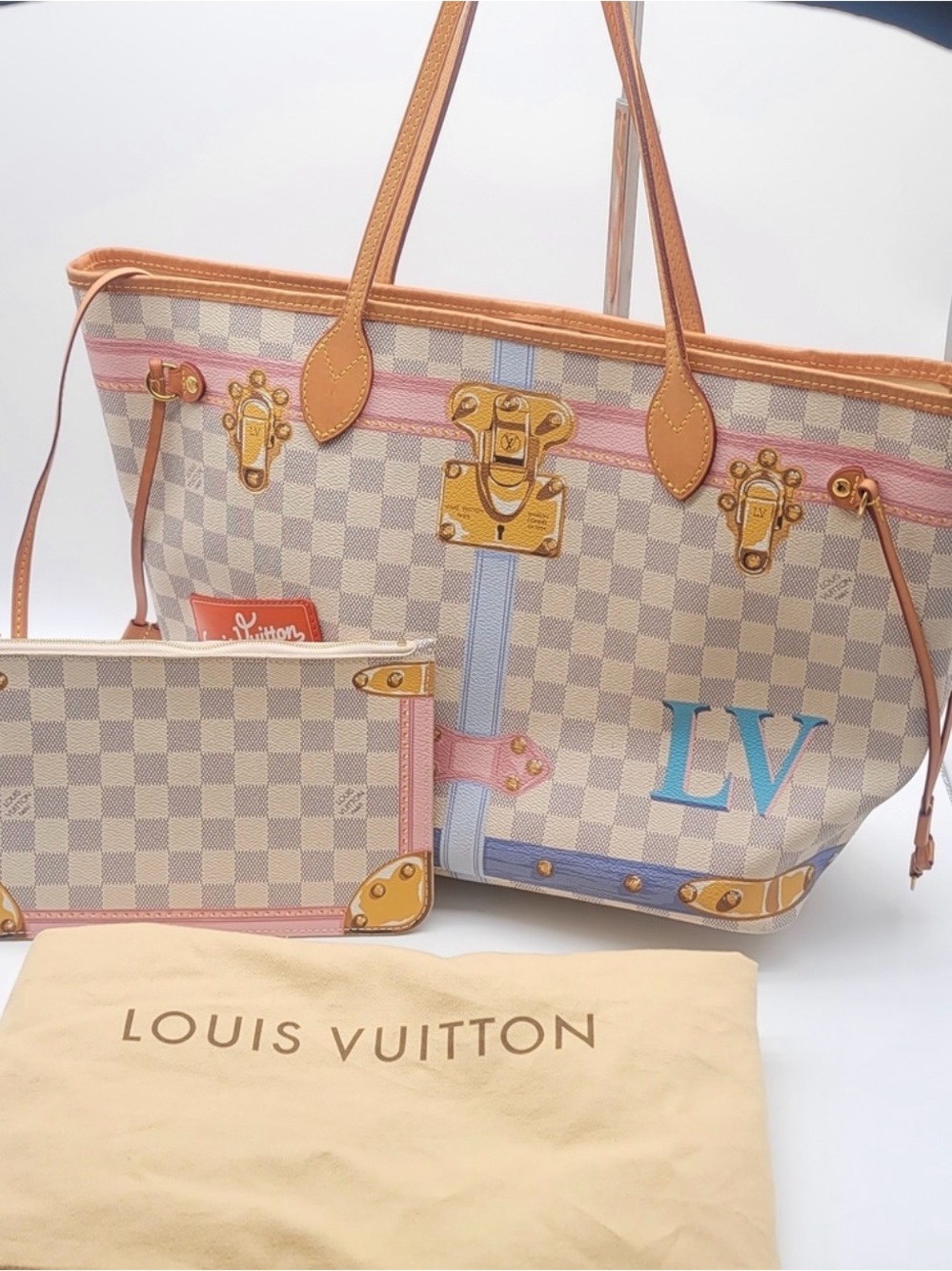 Louis vuitton neverfull trunk edition with matching pouch